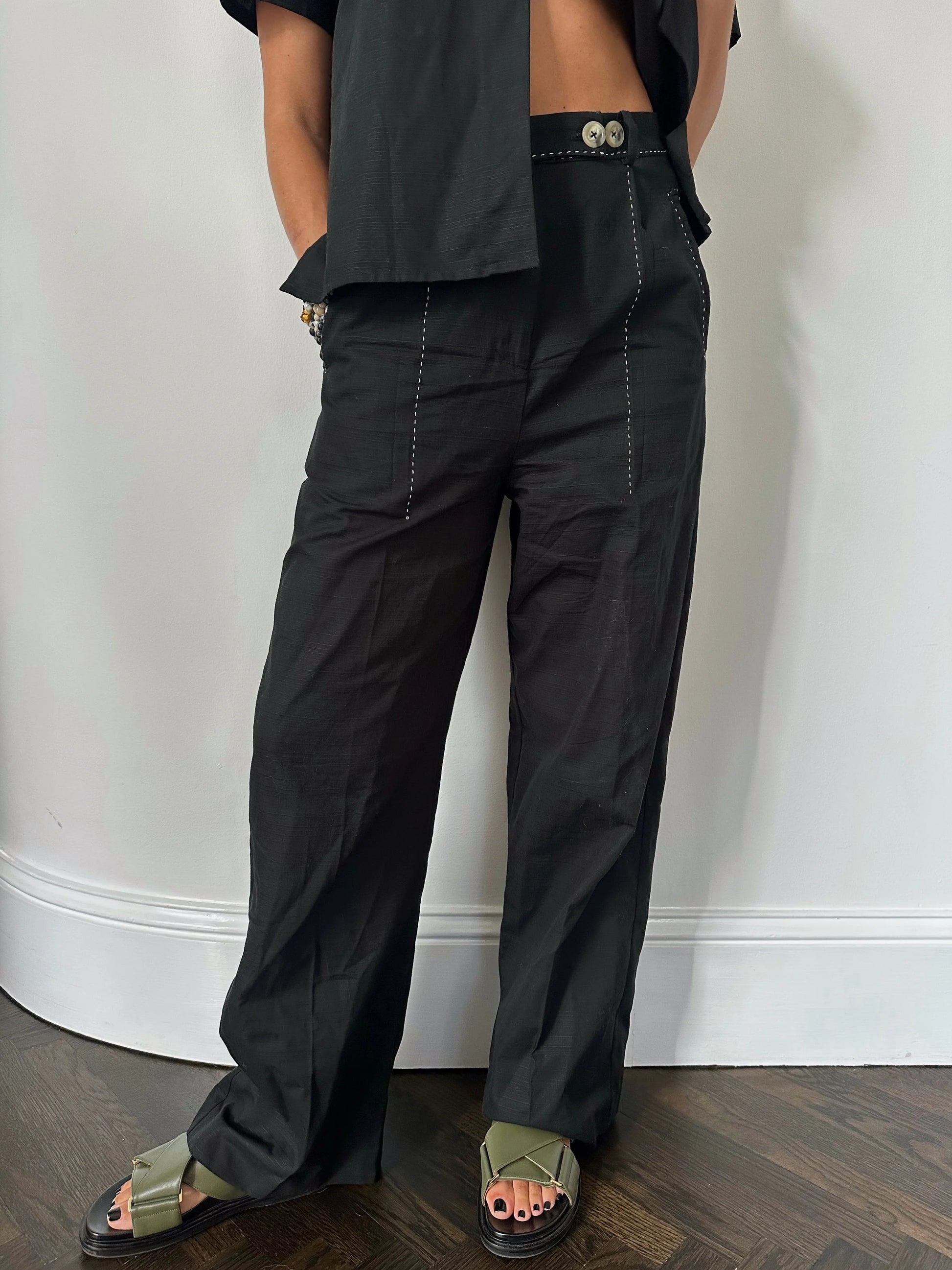 The Easy Trouser in Coal