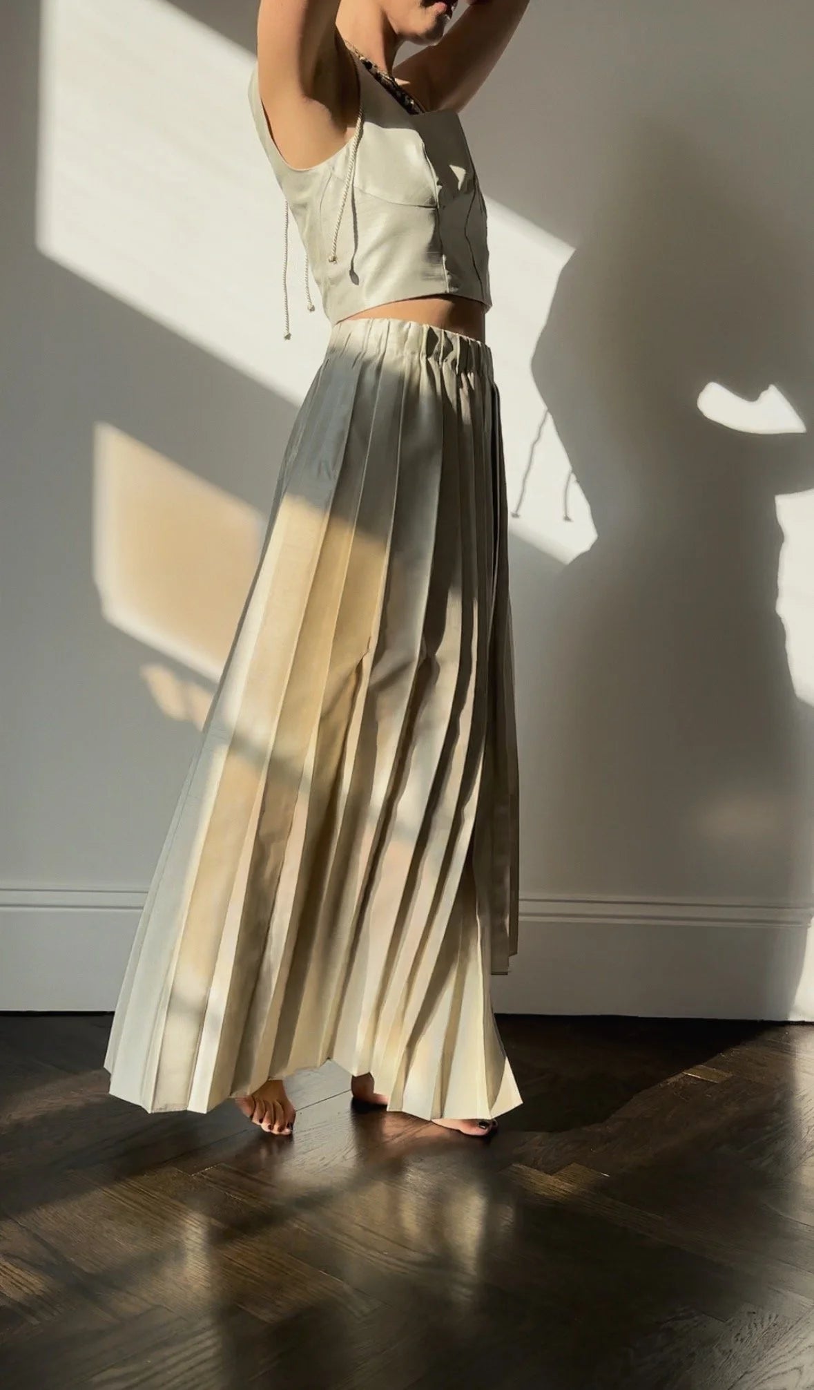 The Cool Crop Top in Pearl