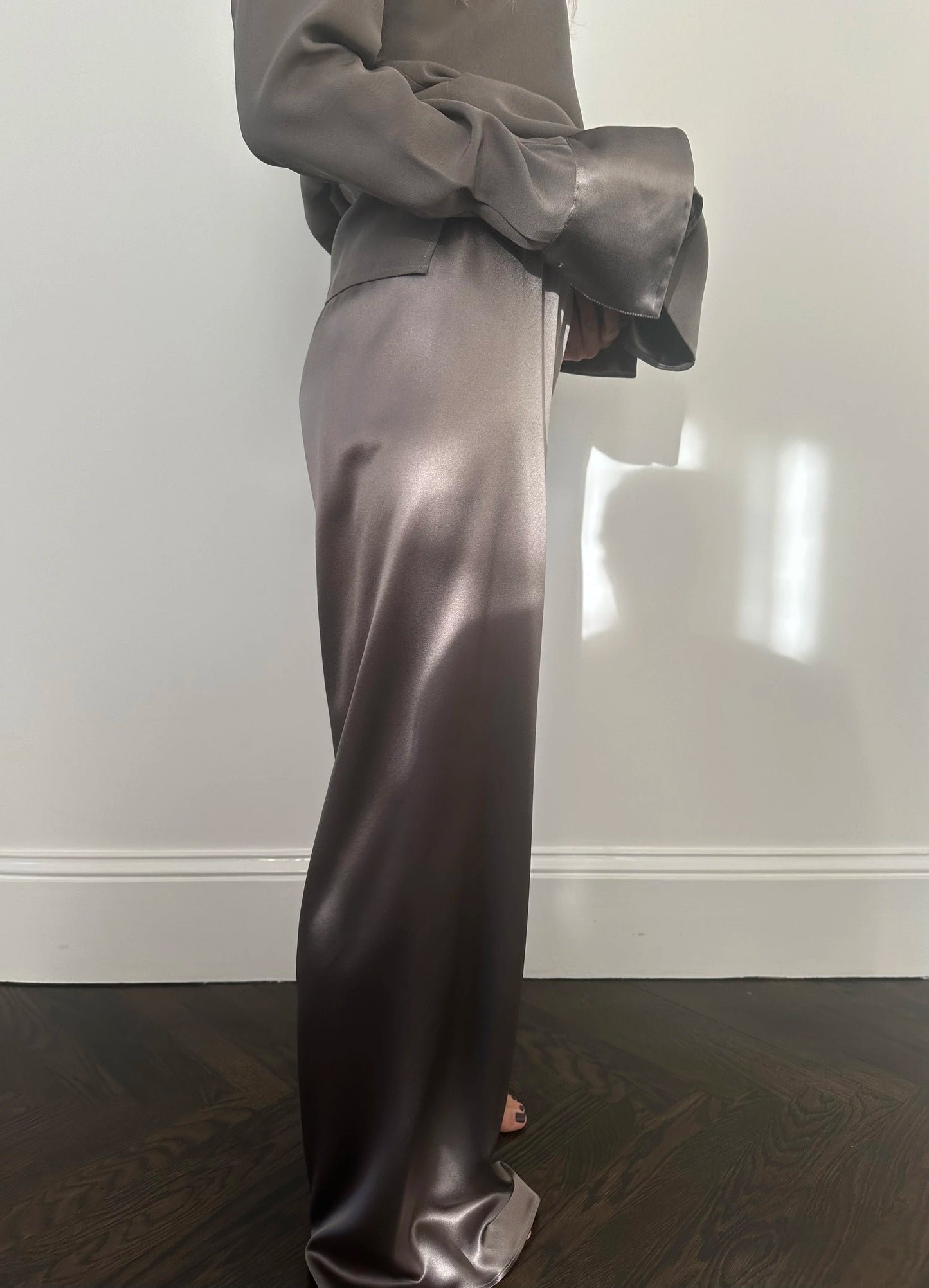 De Terre Pant in Crepe Back Satin