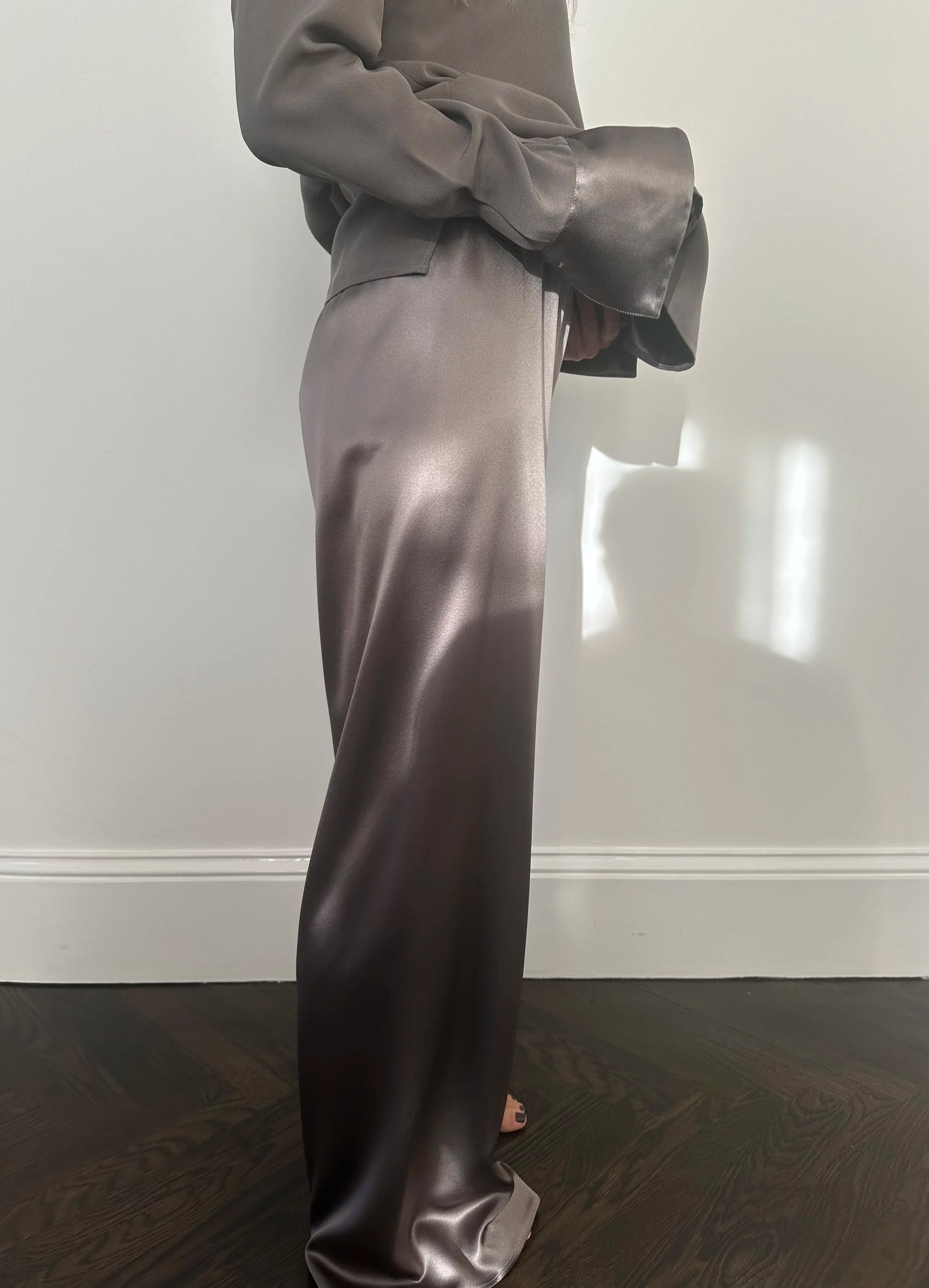 De Terre Pant in Crepe Back Satin