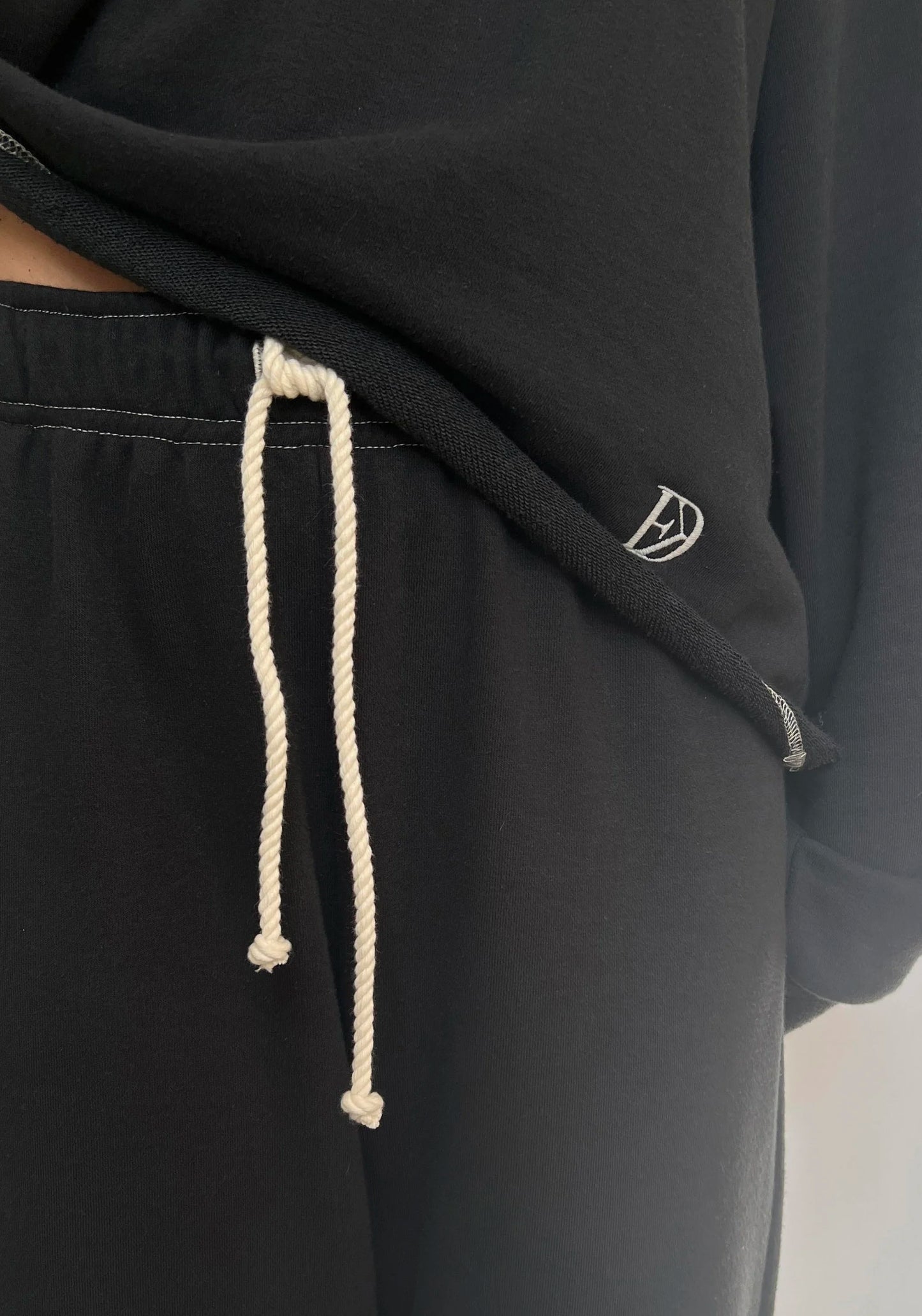 The Reset Sweatpant in Pepper